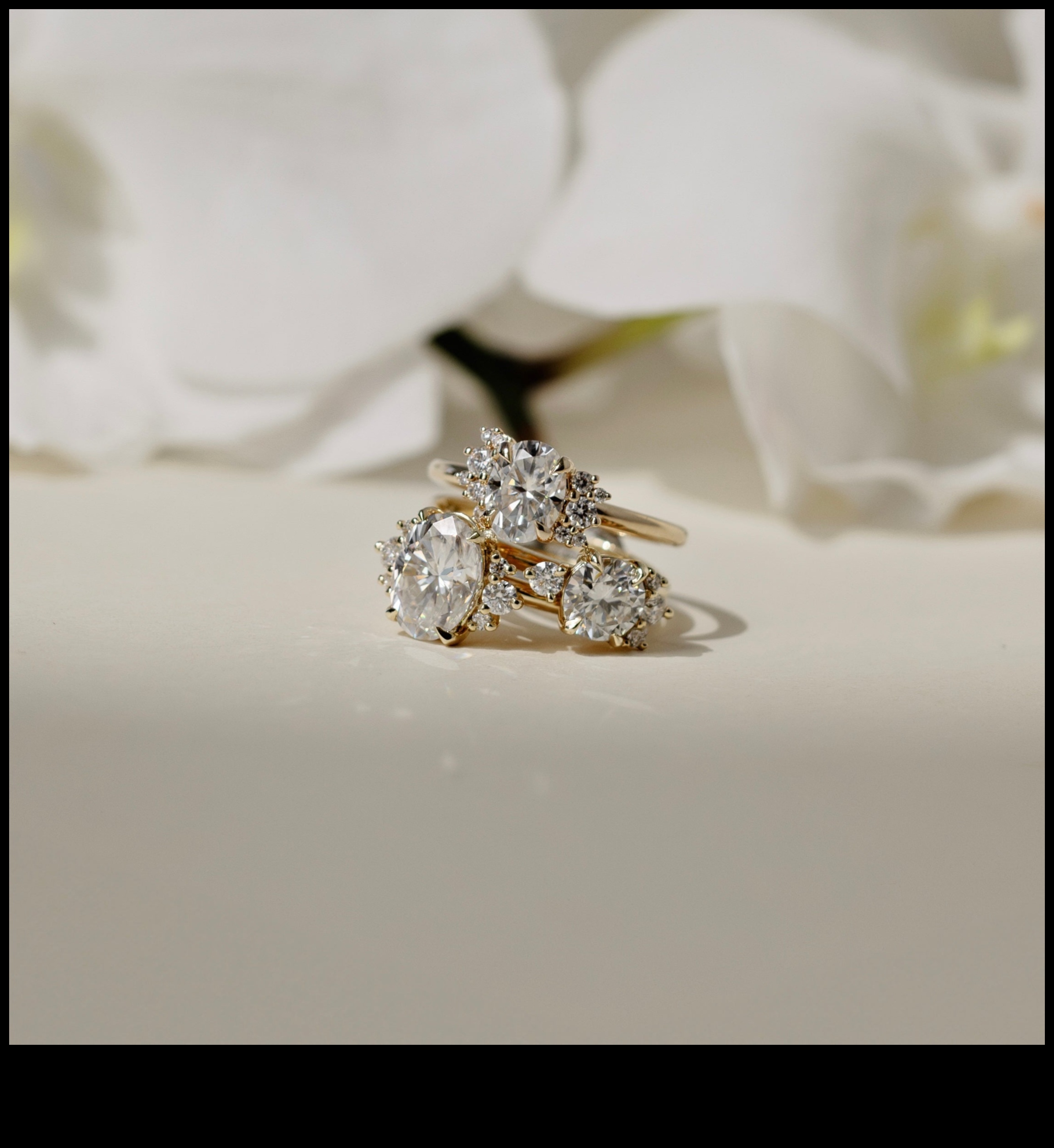 אלגנטיות אתרית: התעלות אל יופי עם סגנונות הטבעת האתריים שלנו