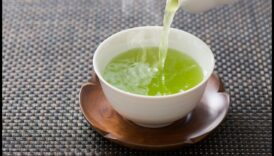 זן בוקר: להתחיל את היום כמו שצריך עם תה קר ירוק קר