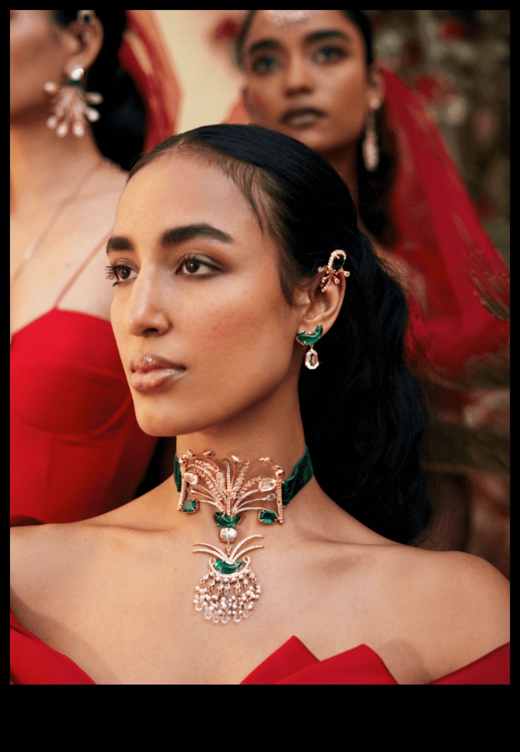 זוהר מודרני להעלות את המראה שלך עם קולרים עכשוויים 1 זוהר מודרני: הגדר את הסגנון שלך עם צ'וקרים עכשוויים