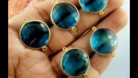 פאר נוצץ: רעיונות למתנות לתכשיטים ואבני חן