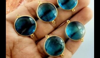 פאר נוצץ: רעיונות למתנות לתכשיטים ואבני חן